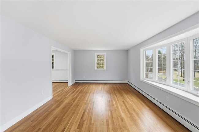 Foto del edificio - 38 Juniper Ln