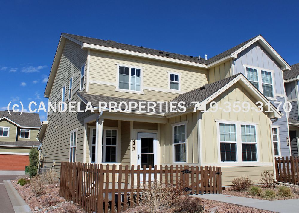 Primary Photo - 3 BEDROOM IN GOLD HILL MESA