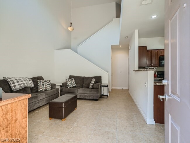 Foto del edificio - 10555 Gold Shadow Ave