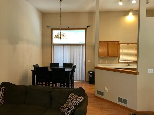 Foto del edificio - 609 10th St