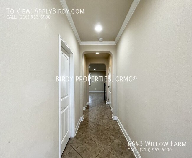 Foto del edificio - **2 Story, 4 Bed, 3 Bath Home Located Near...