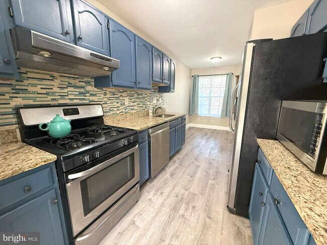 Foto del edificio - 44 Pondview Ln