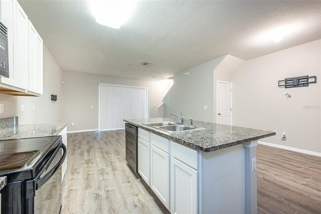 Building Photo - 8908 Indigo Trl Lp