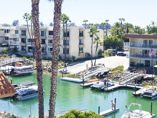 Building Photo - 4705 Marina Dr