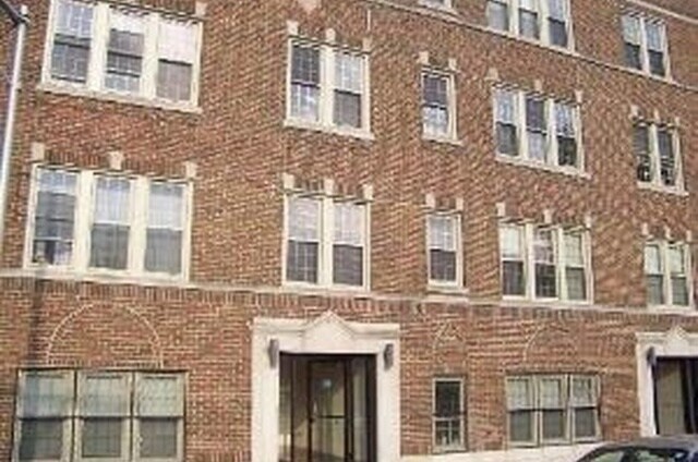 Foto principal - 3339 N Lamon Ave