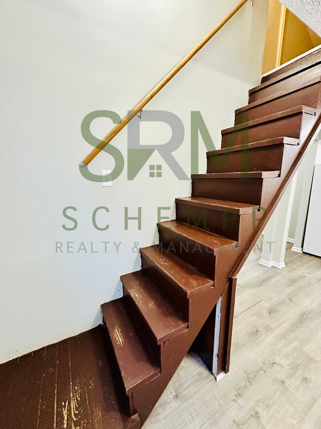 Foto del edificio - 913 Euclid Ave