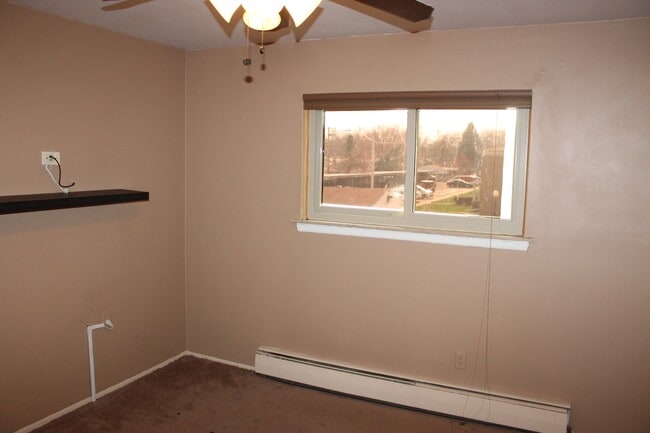 Building Photo - 26309 W 7 Mile Rd