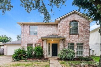 Building Photo - 18326 Forest Dew Dr