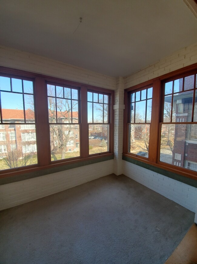 Building Photo - 5788 Pershing Ave