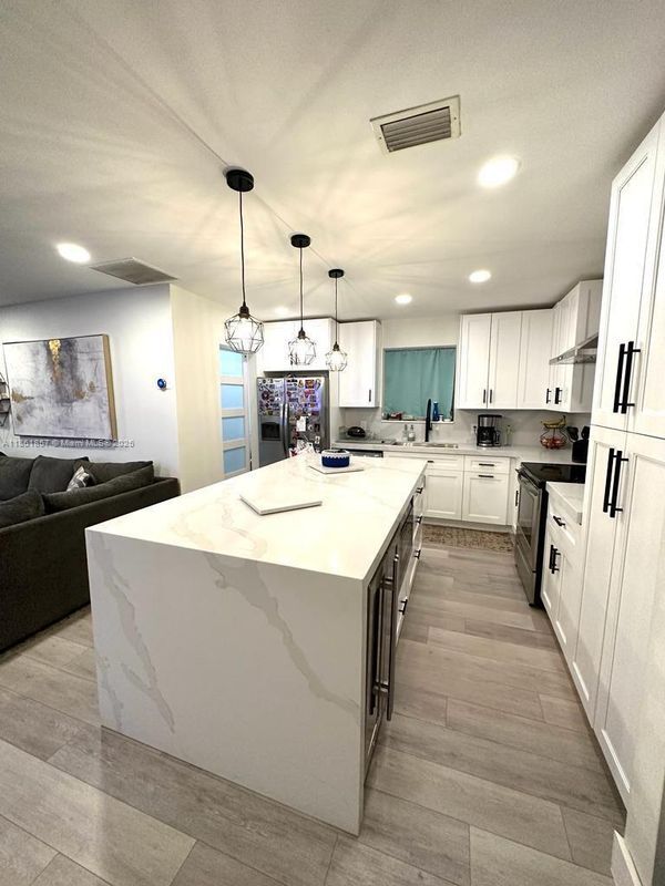 Foto principal - 2751 SW 4th Ct