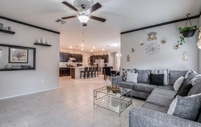 Foto del edificio - 6213 S Blue Water Dr