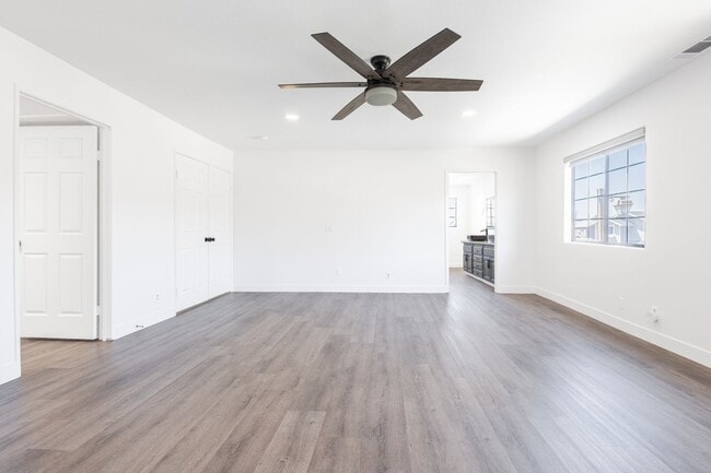 Building Photo - 640 E Banyan St