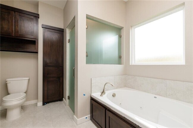 Building Photo - 6842 Bison Dr