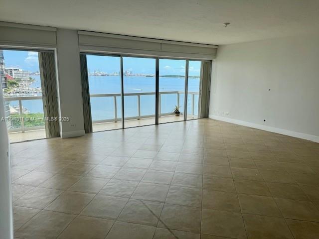 Foto del edificio - 2451 Brickell Ave