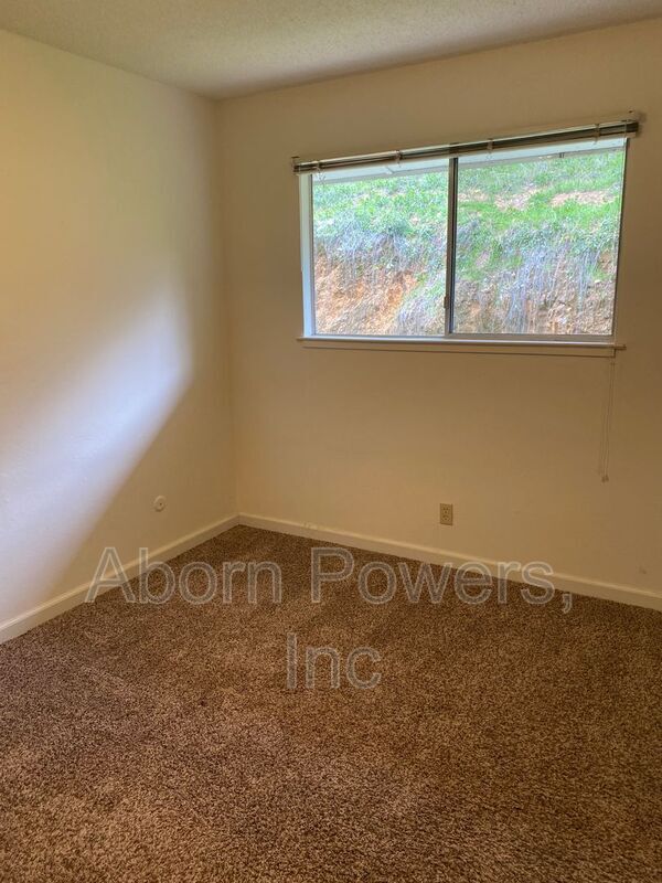 Foto del edificio - 2807-2813 Manor Dr