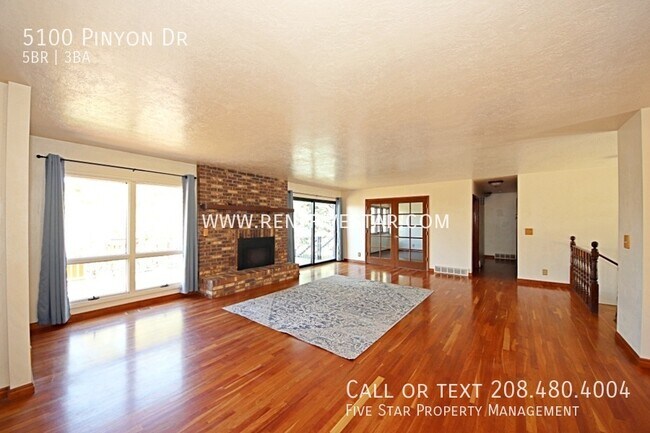 Building Photo - 5100 Pinyon Dr