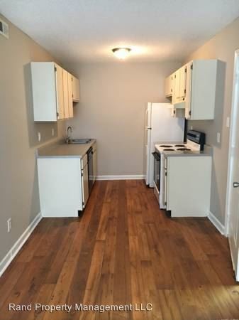 Building Photo - 203 Stonetree Dr