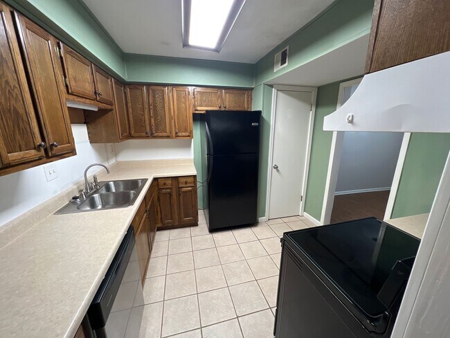 Foto del edificio - 540 Oak Meadow Ln