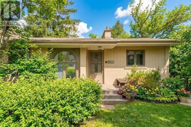 Building Photo - 2558 Mindemoya Rd