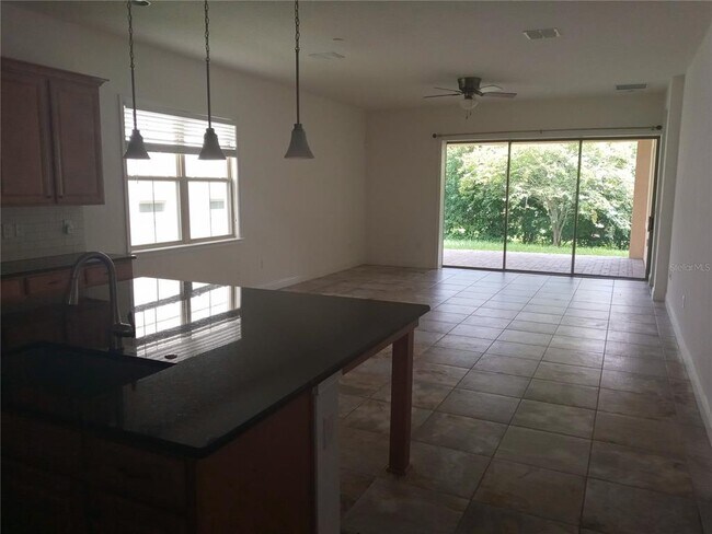 Foto del edificio - 9894 Mere Pkwy