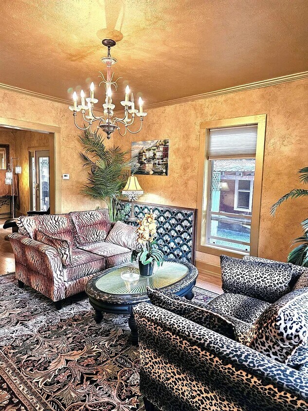 Foto principal - 744 N 2nd St