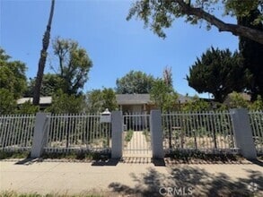 Building Photo - 17530 Saticoy St