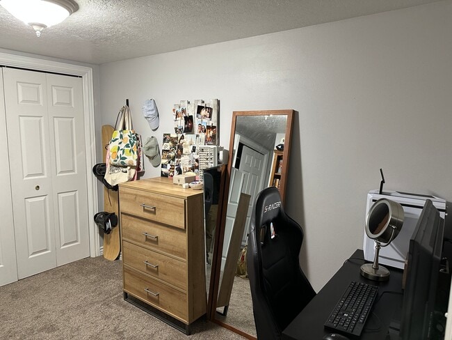 Building Photo - 1030 W 1230 N
