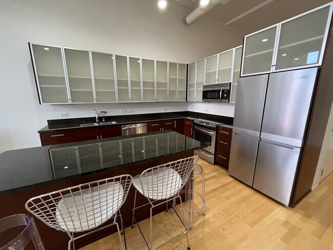 Foto del edificio - Montage Stunner - All the Amenities - In the Heart of Downtown Reno