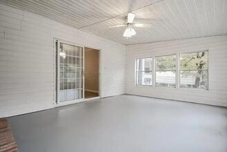 Building Photo - 308 Hale St