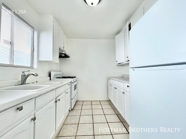 Foto del edificio - 4353 Toland Way