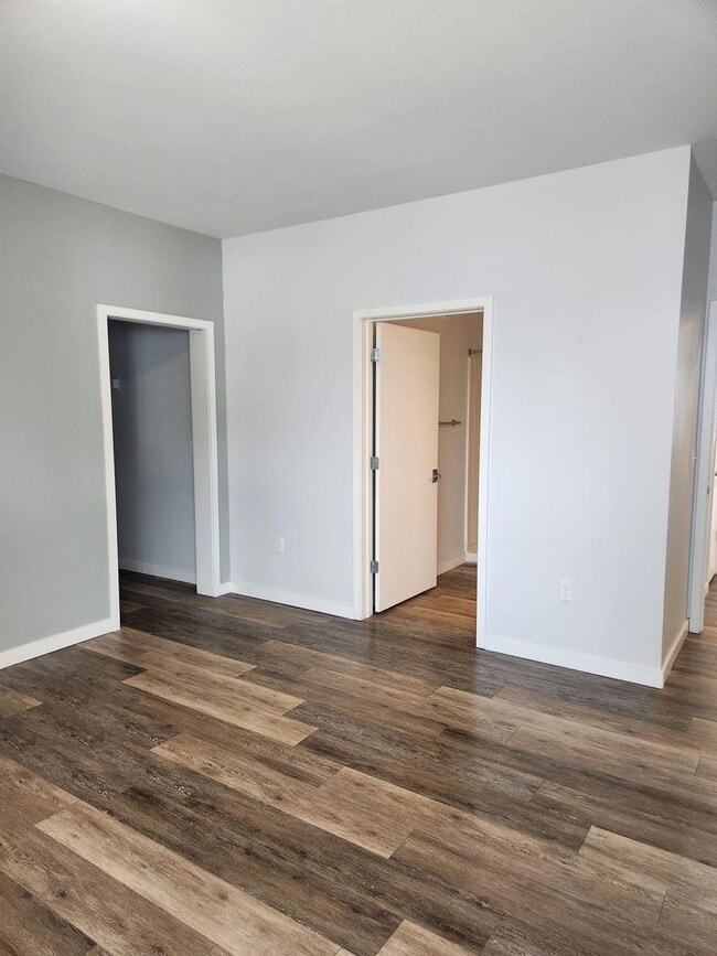 Interior Photo - River Rock Apartments
