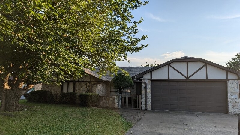 Primary Photo - 9821 Bancroft Dr