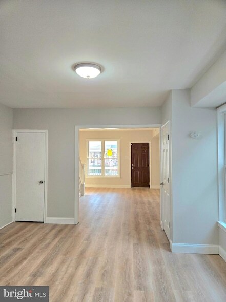 Foto del edificio - 1247 Maple St