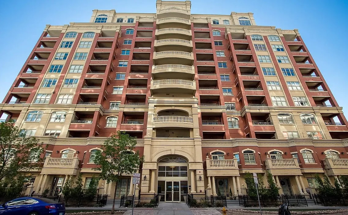 Photo - "Chic Urban Living: Spacious 2-Bed Condo at 1950 N Logan St, Denver!"