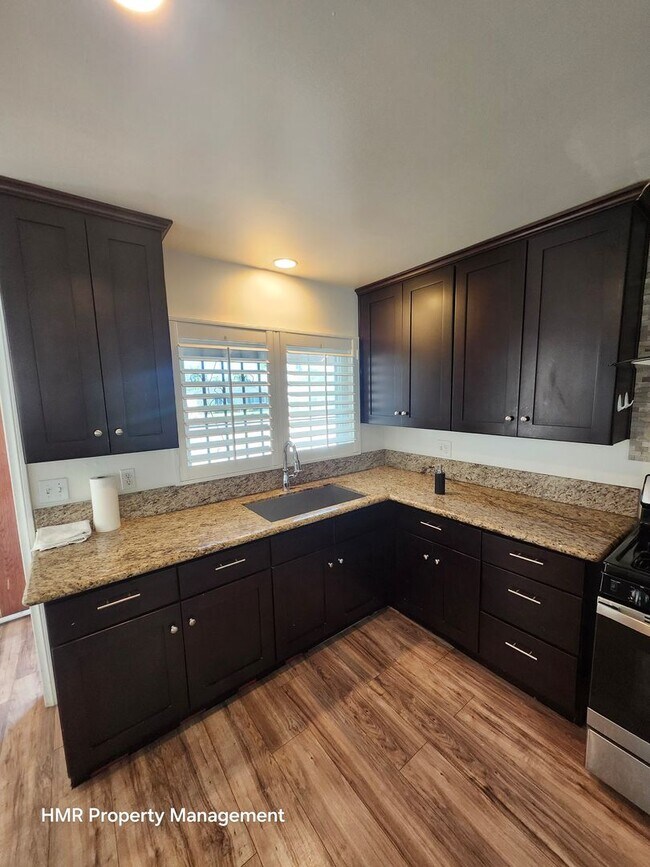Foto del edificio - Newly Remodeled Home in Pomona