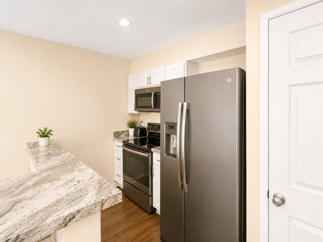 Foto del edificio - 9477 S Pointe Lasalles Dr