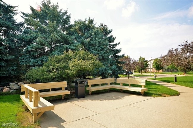 Building Photo - 2 br, 2 bath Condo - 42773 Lilley Pointe Dr