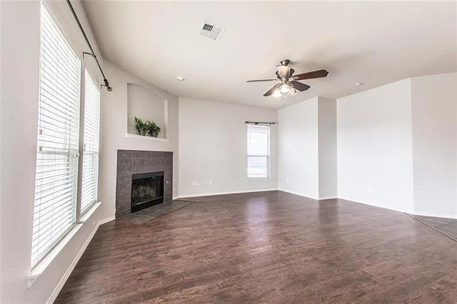 Building Photo - 9779 Old Field Dr