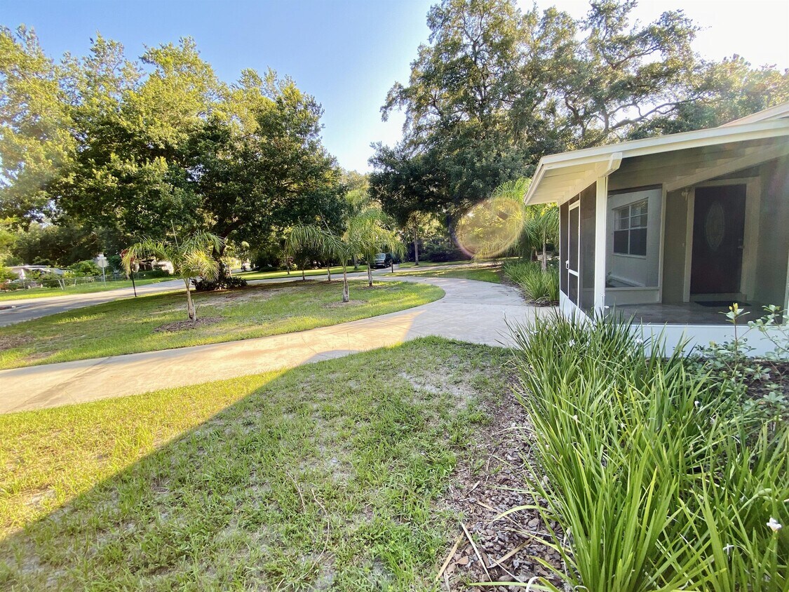 1601 Forest Dr, Sanford, FL 32771 House Rental in Sanford, FL