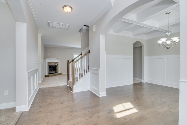Building Photo - 1110 Fawn Forest Rd