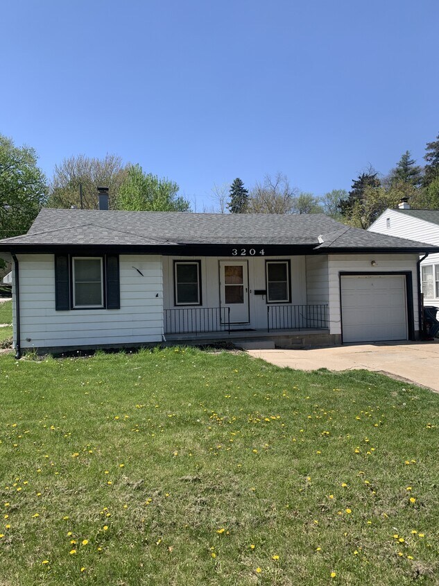 Photo - 3204 N 56th St (Omaha, NE)