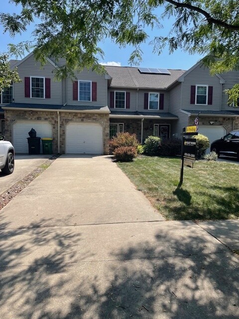 Foto principal - 8116 Heritage Dr