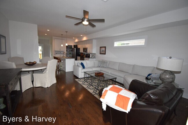 Building Photo - 2 br, 2.5 bath House - 88 Promontory Lane
