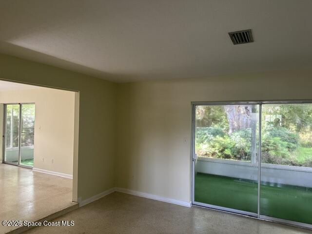 Building Photo - 305 Marlin Dr
