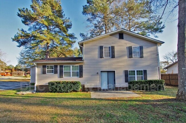 Building Photo - 7913 Stanebrook Dr
