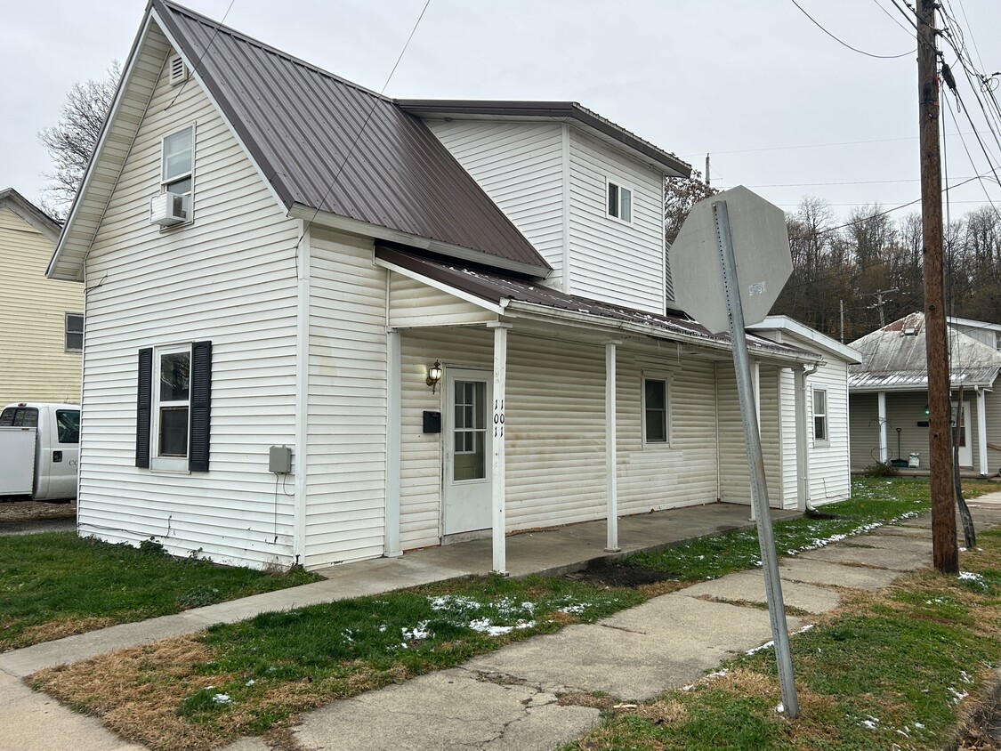 Foto principal - 101 W 1st St