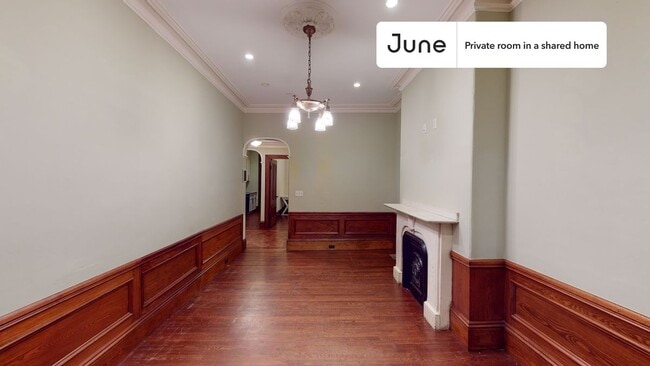 Foto del edificio - Room in Shared 5 bed/2 bath home