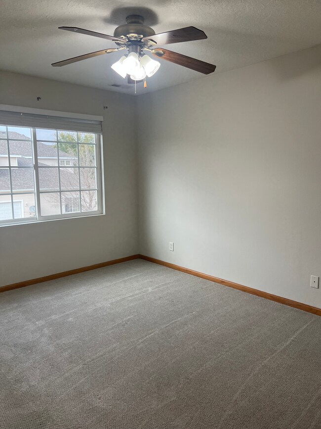 Foto del edificio - 2631 NW Heritage Ave