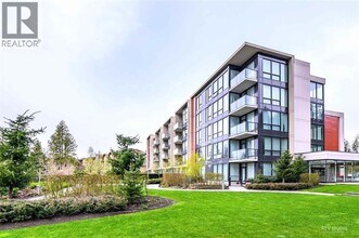 Building Photo - 5638 Birney Ave