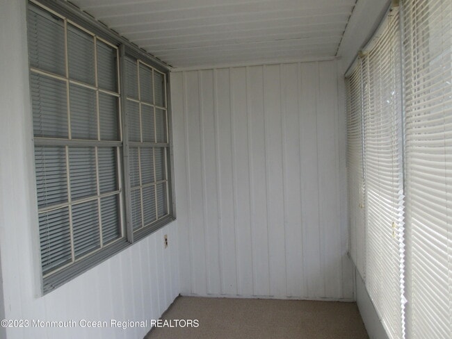 Building Photo - 479A Dartmoor Ct